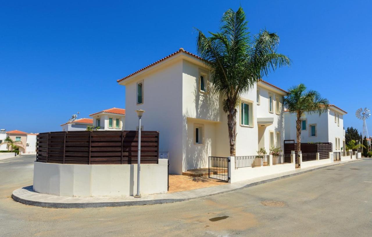 La Vita Villa #1 بروتاراس المظهر الخارجي الصورة